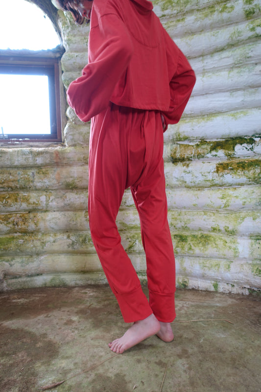 tuck long pants red